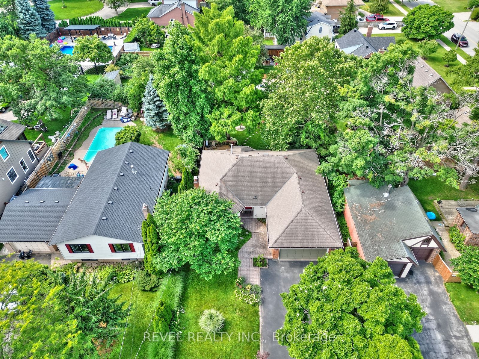 206 Central Ave