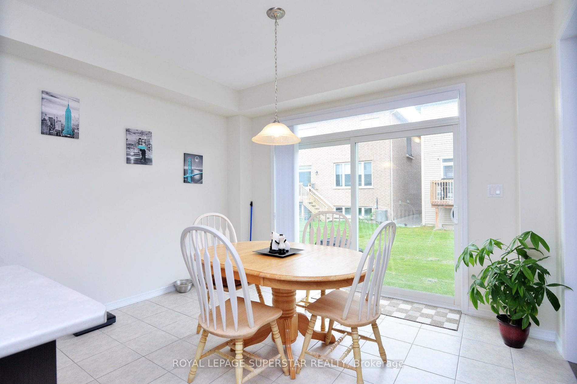 17 Esther Crescent