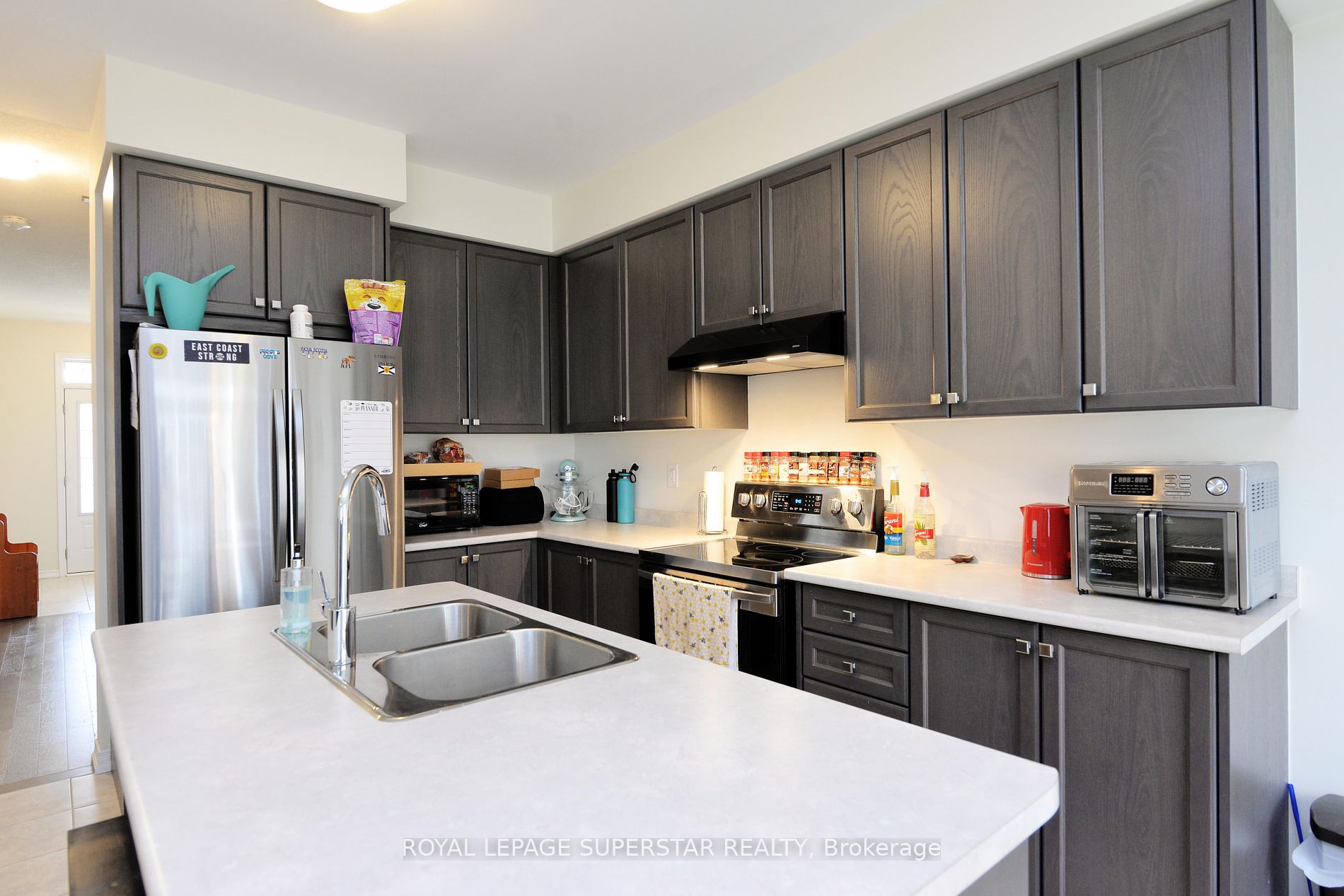 17 Esther Crescent