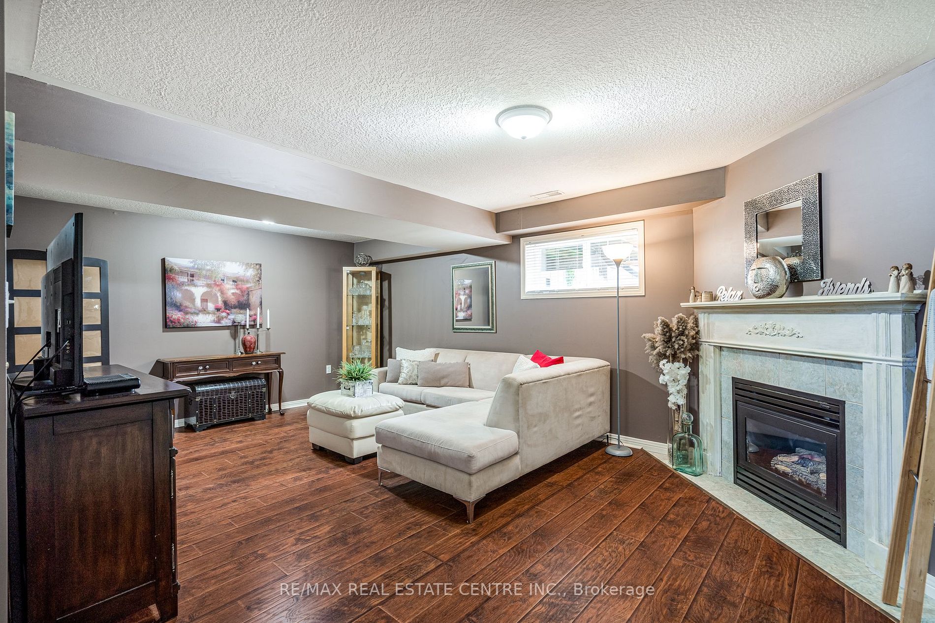 14 Fairhaven Dr
