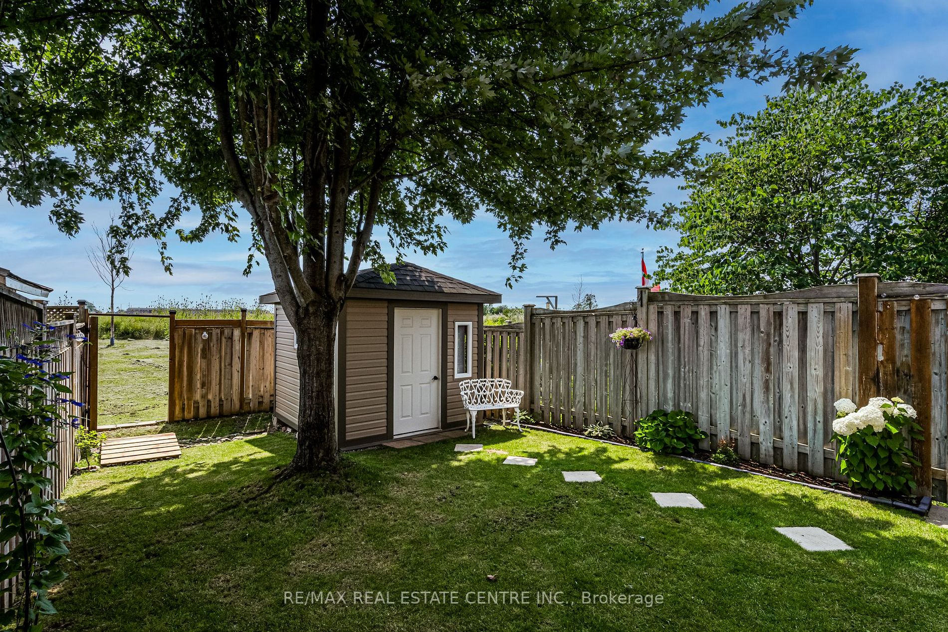 14 Fairhaven Dr