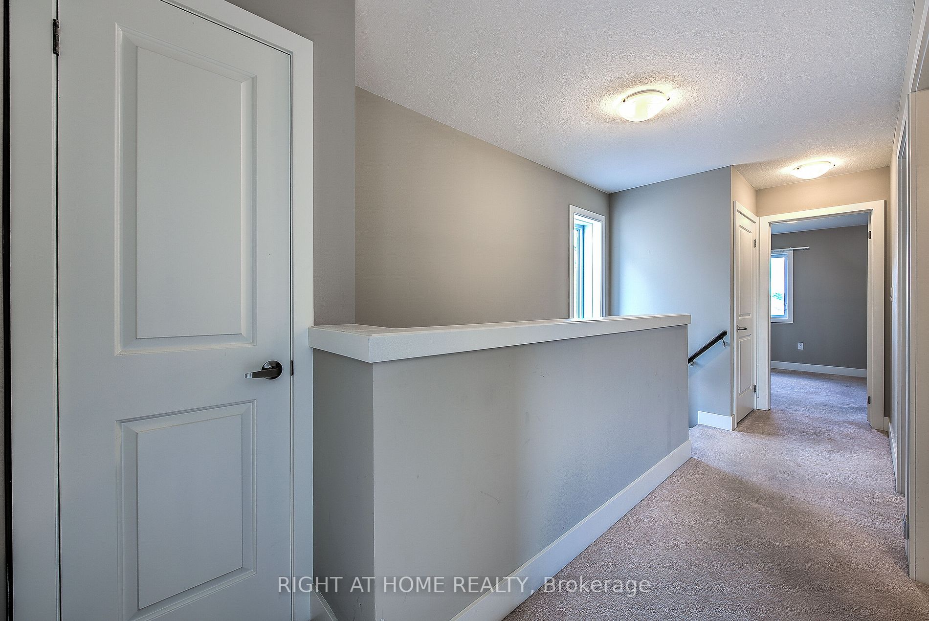 1960 Dalmagarry Rd E, #202