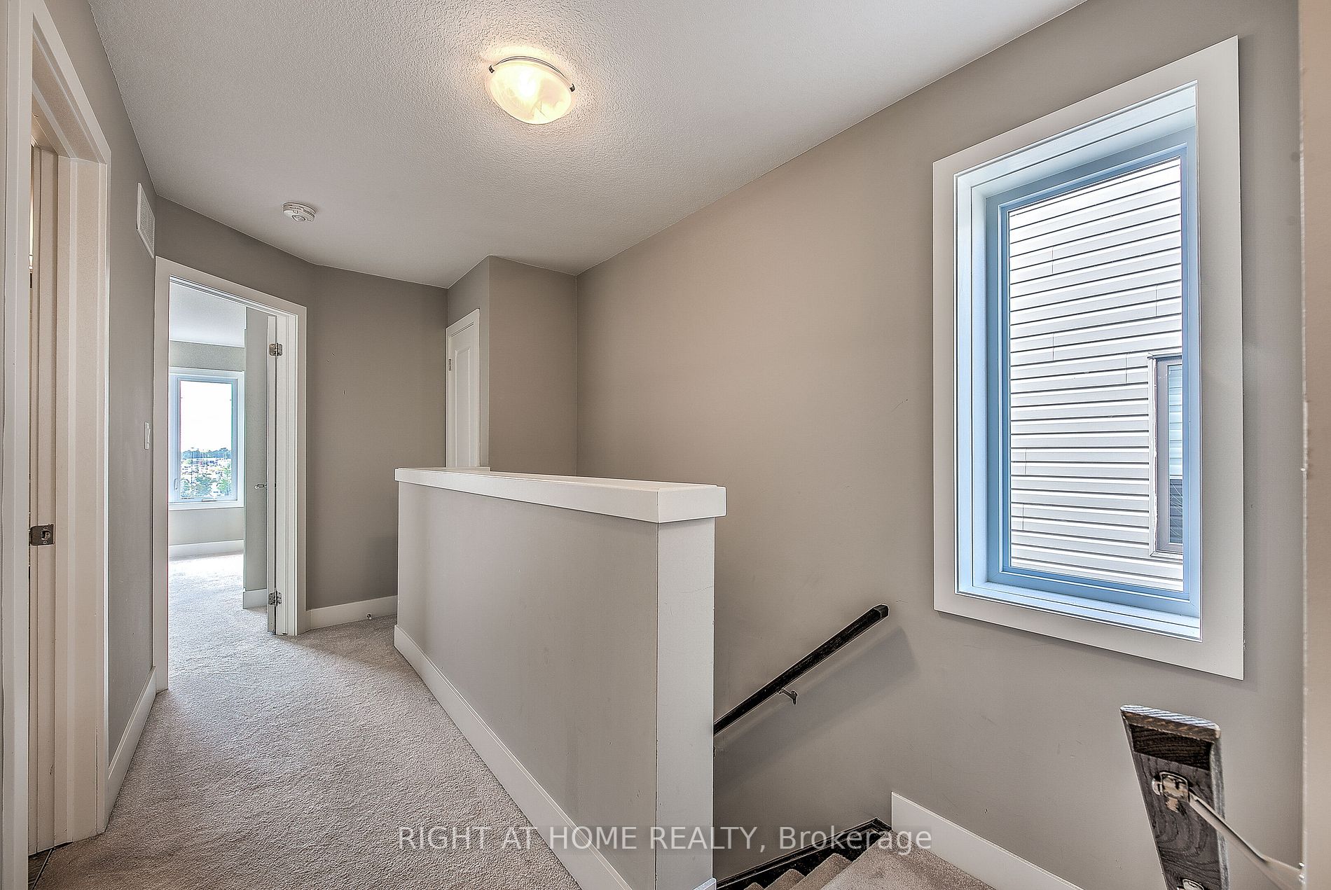 1960 Dalmagarry Rd E, #202