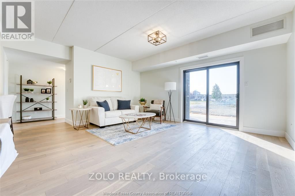 2550 Sandwich West Pkwy, #107