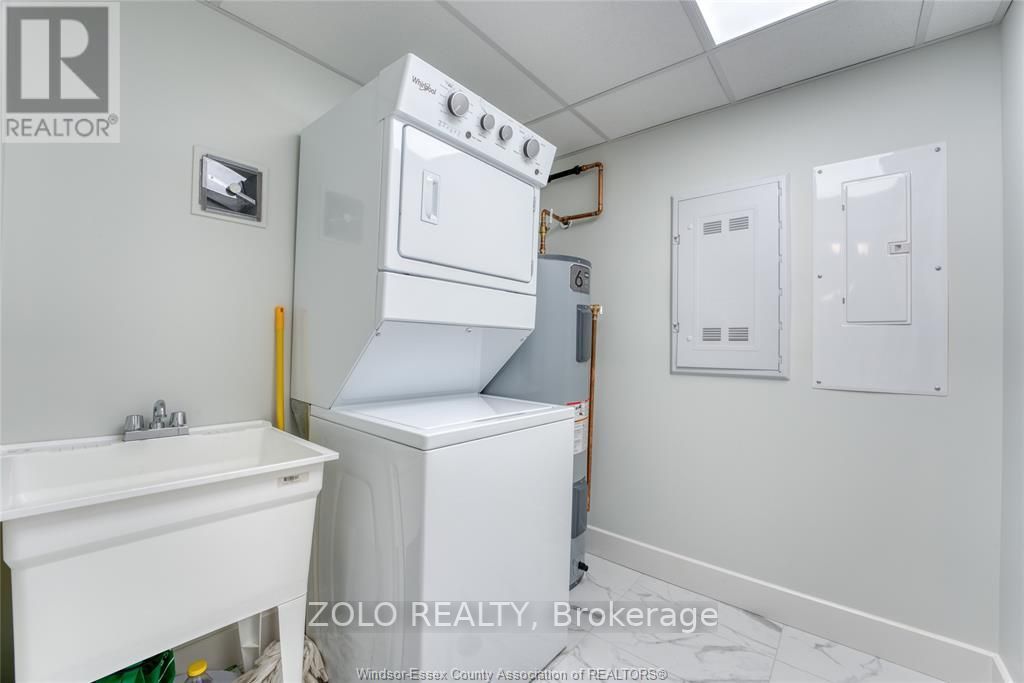 2550 Sandwich West Pkwy, #107