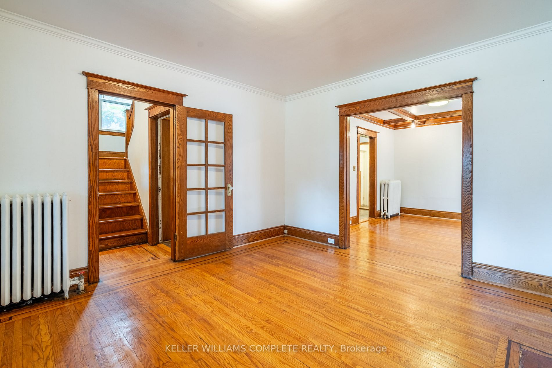 239 Sherman Ave S