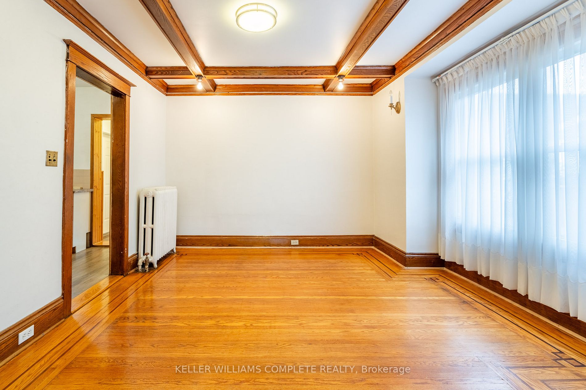 239 Sherman Ave S