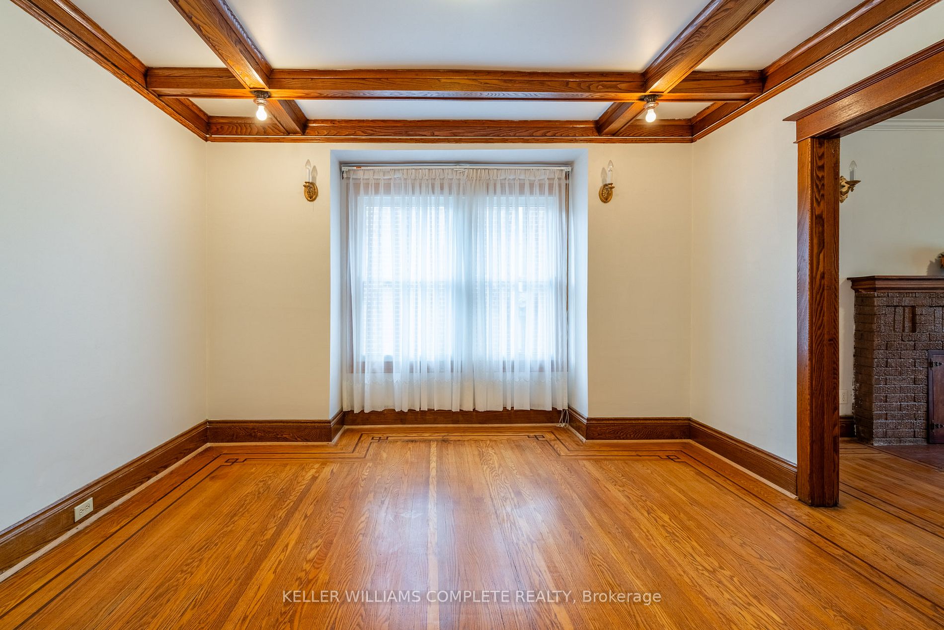 239 Sherman Ave S