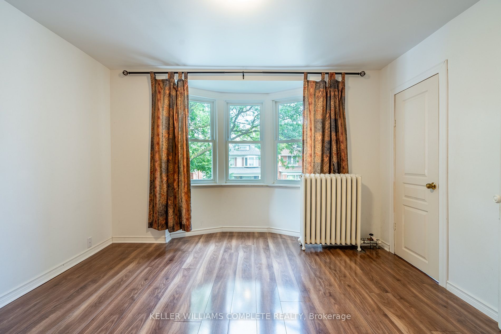 239 Sherman Ave S