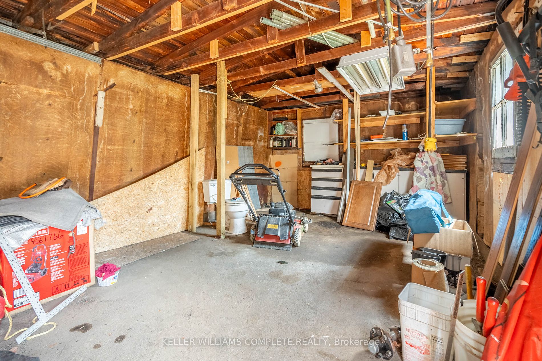 239 Sherman Ave S