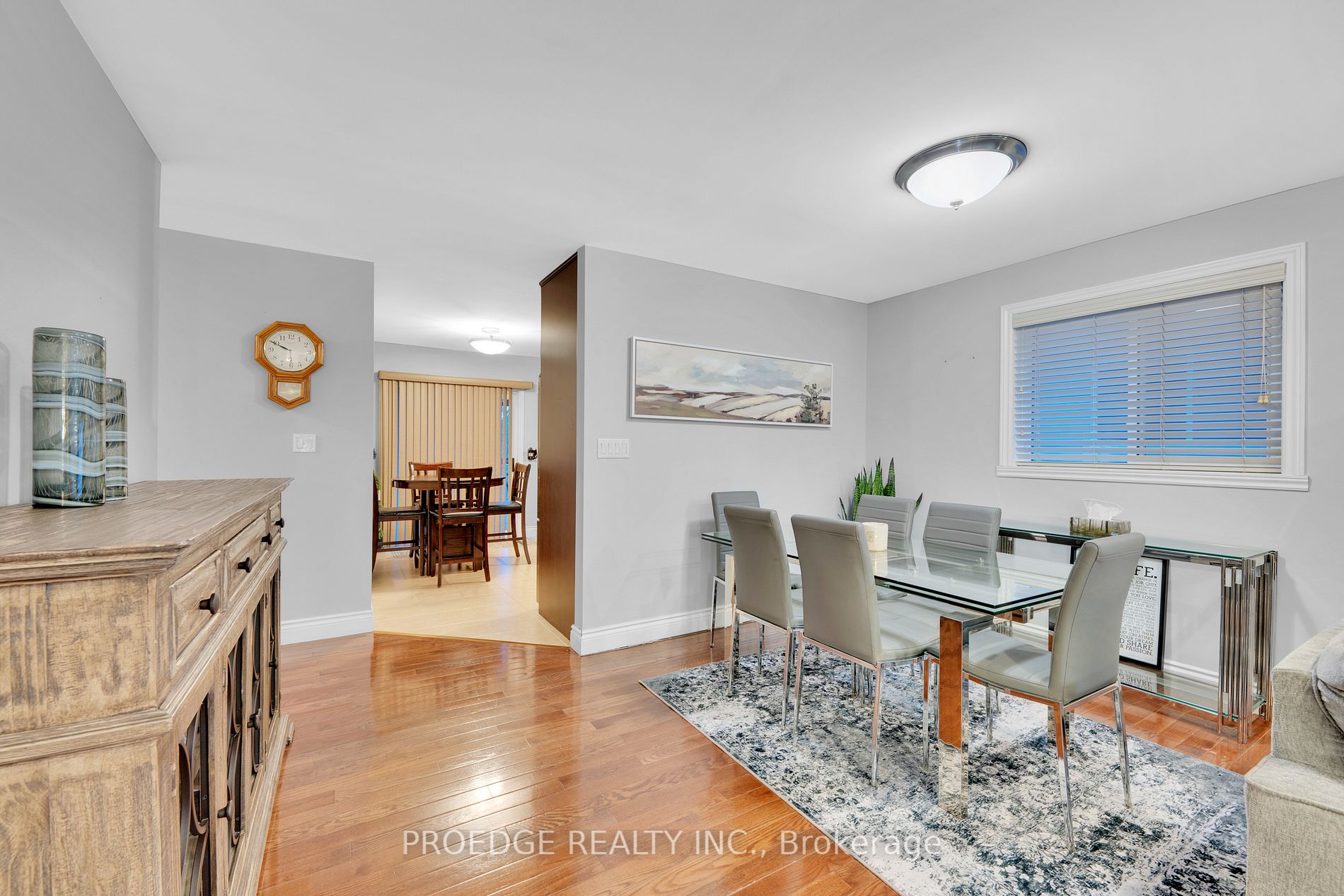 2222 Longfellow Ave