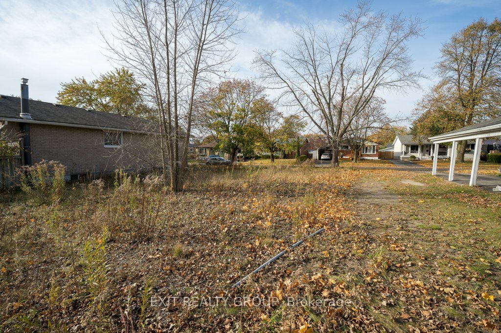 79 Nelles Ave