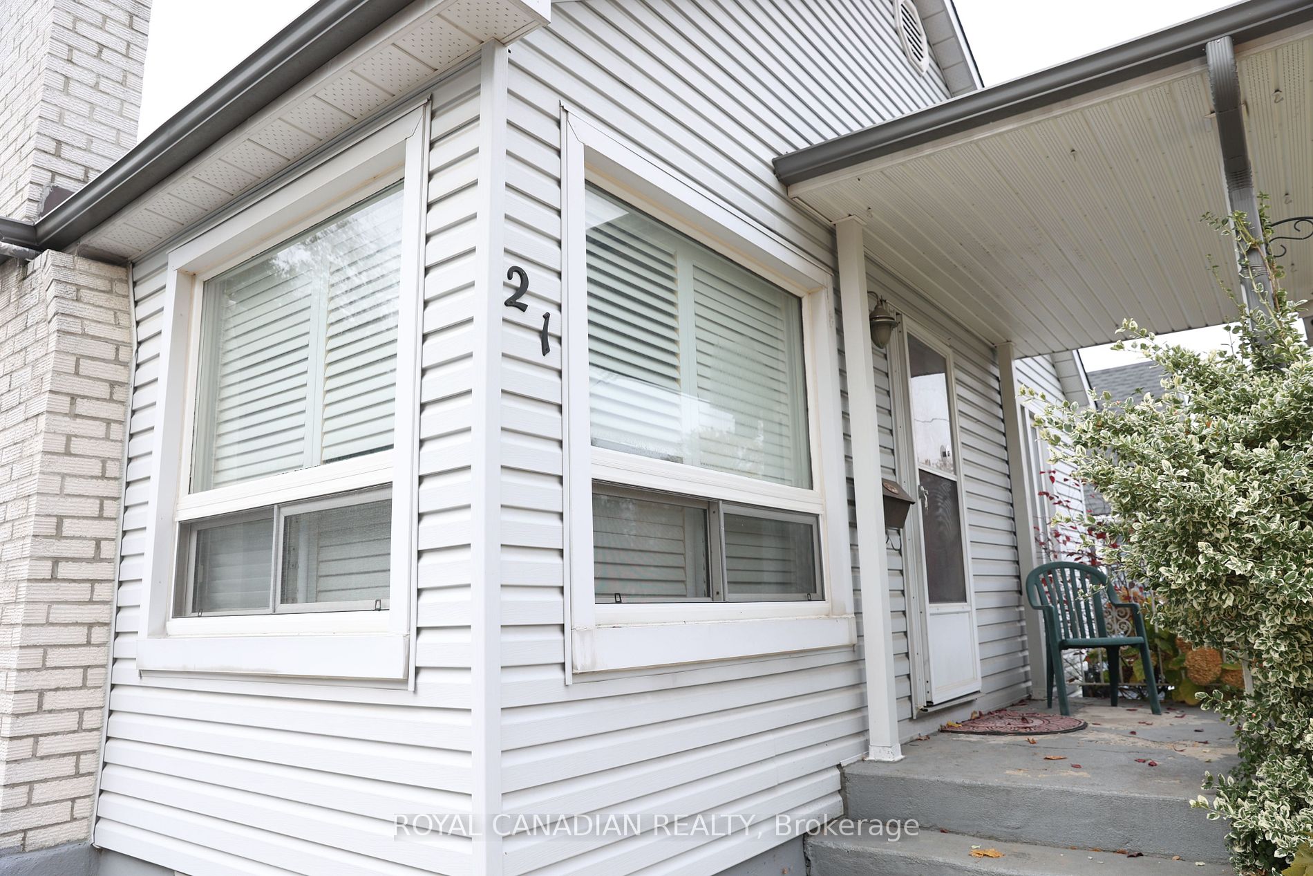 21 Lyman St