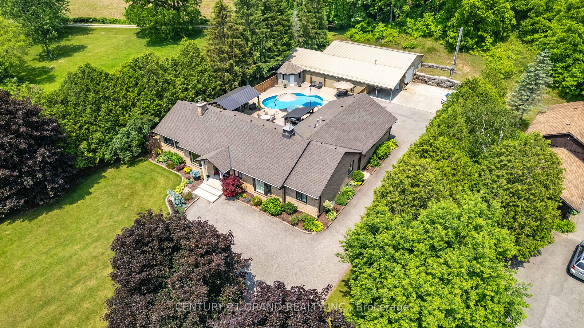 205 Oakhill Dr N