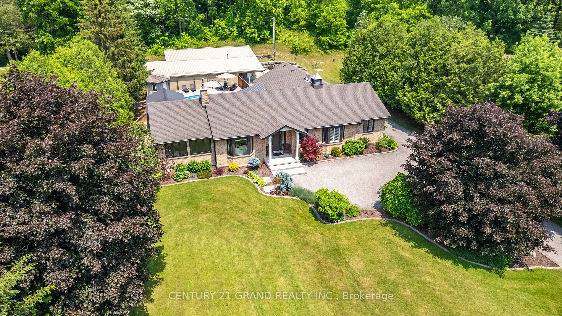 205 Oakhill Dr N
