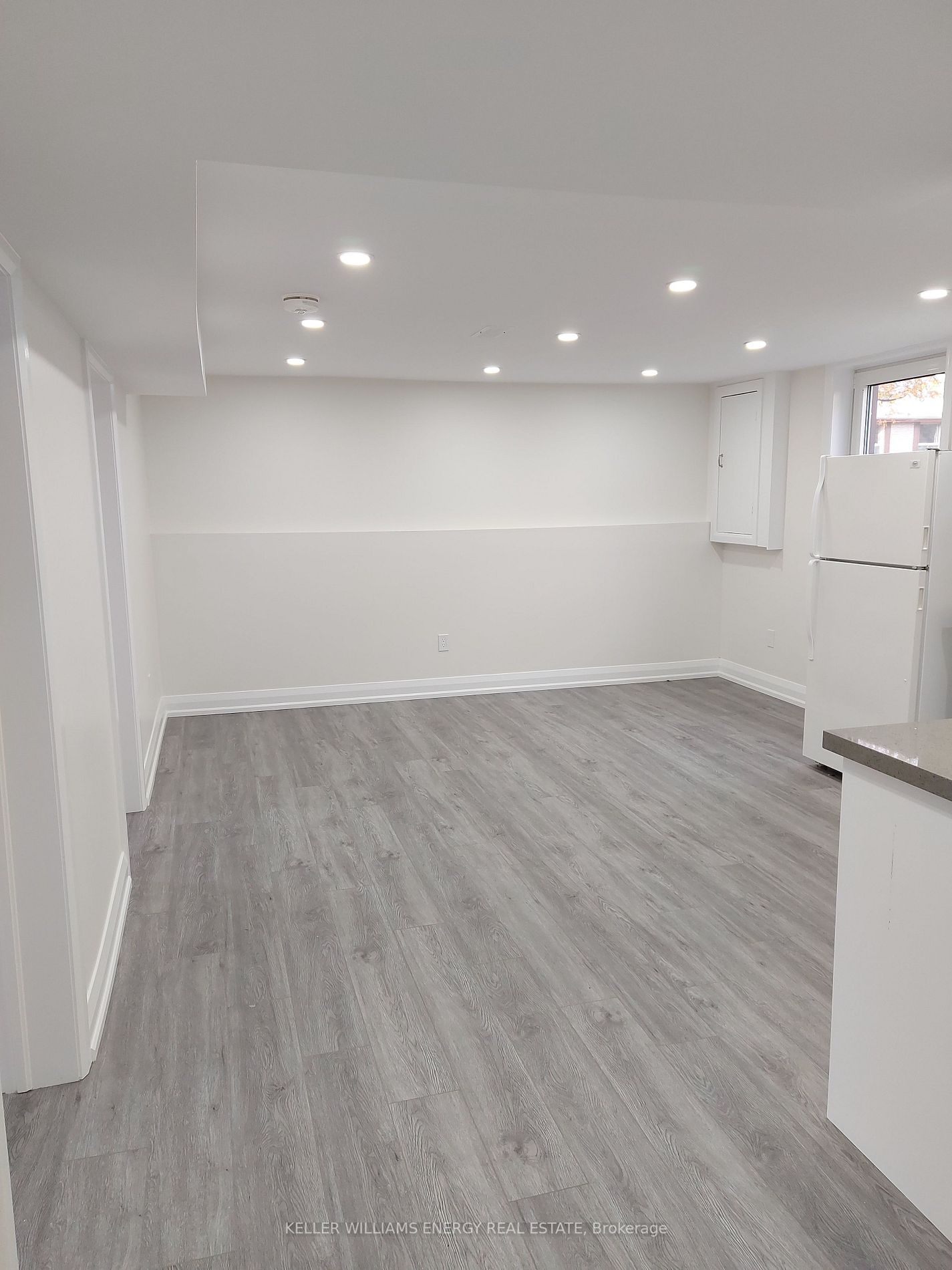 500 Barnes Cres