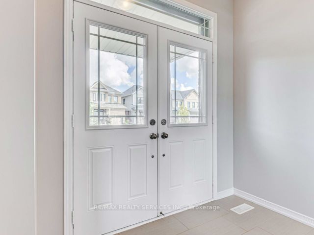 8072 Blue Ash Lane