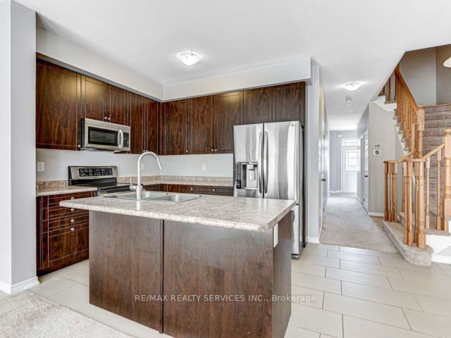 8072 Blue Ash Lane