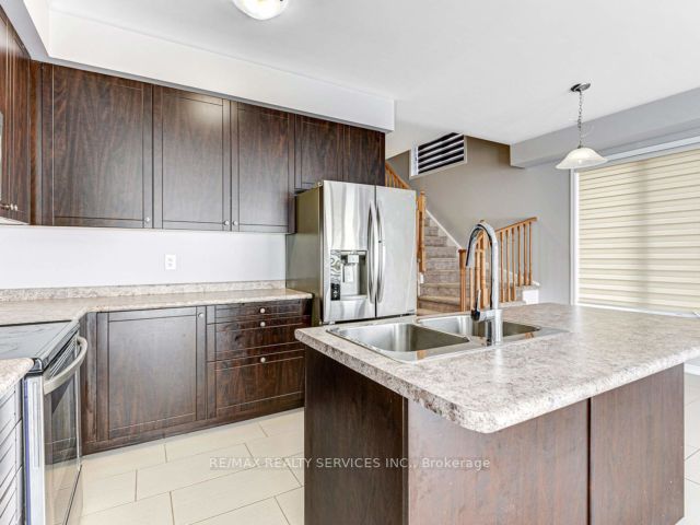 8072 Blue Ash Lane
