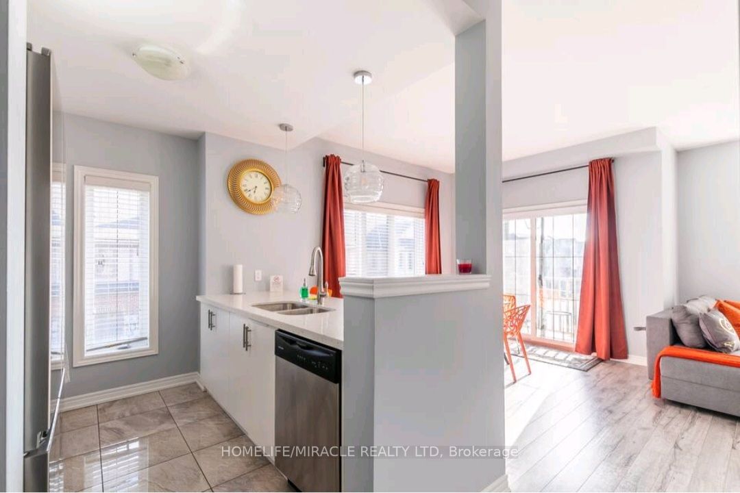 13 Waterview Dr