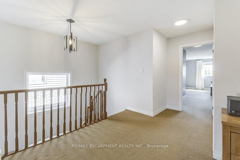 175 Chudleigh St