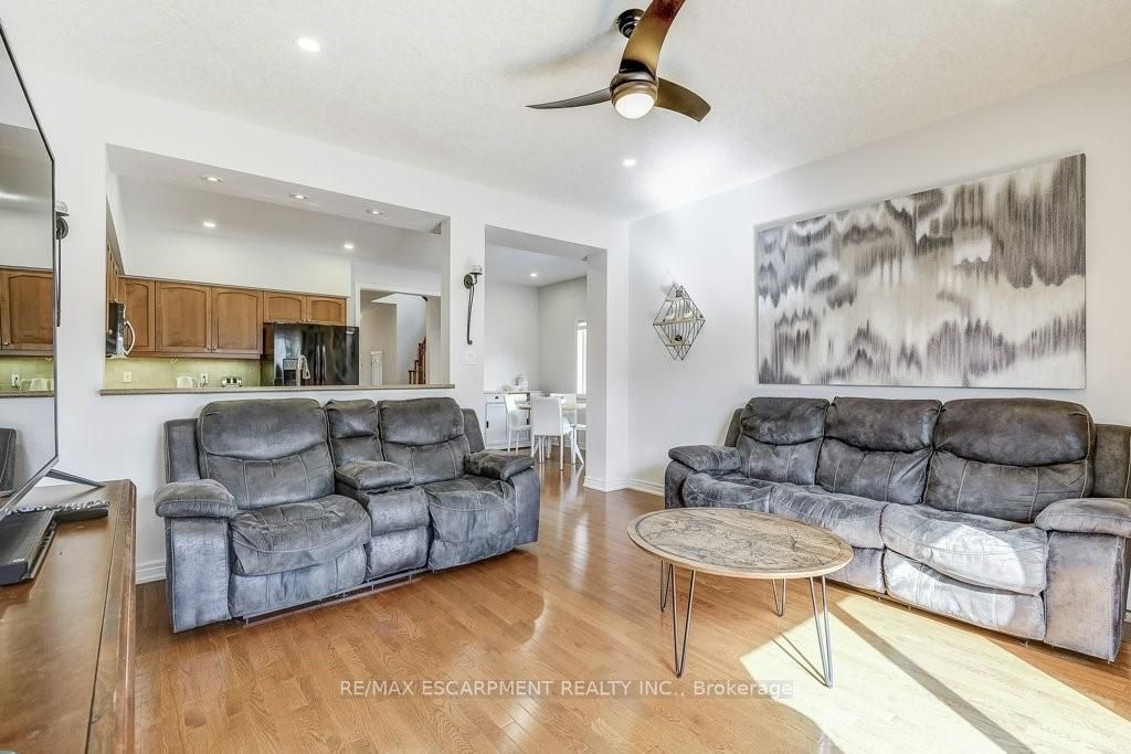 175 Chudleigh St