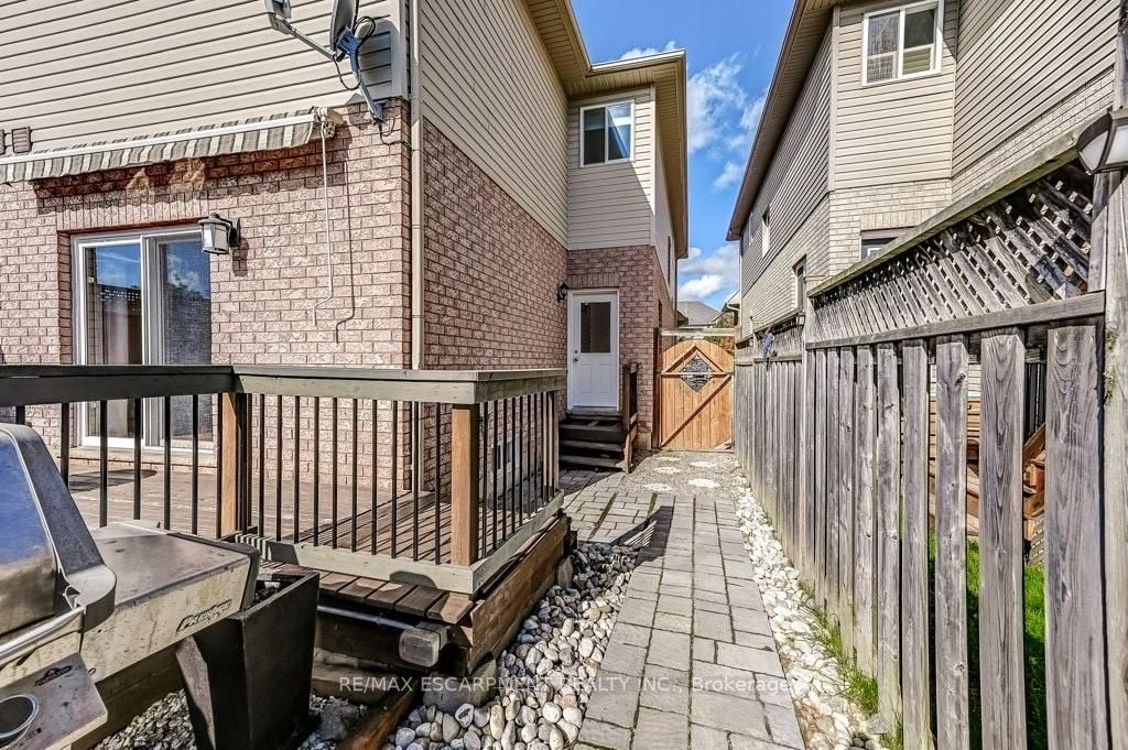 175 Chudleigh St