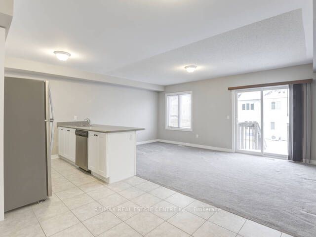 863 Cook Cres