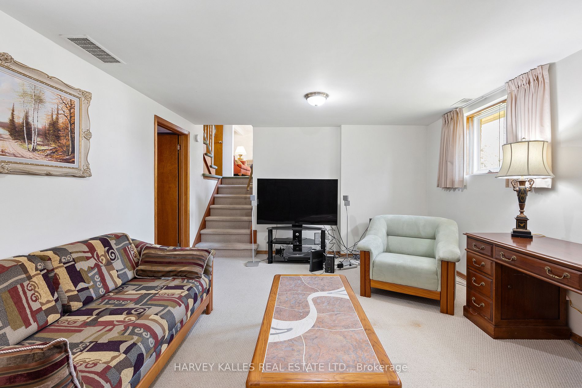 6 Campbell Rd