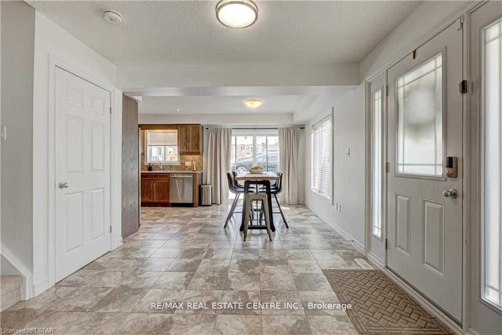 1220 Riverbend Rd, #119