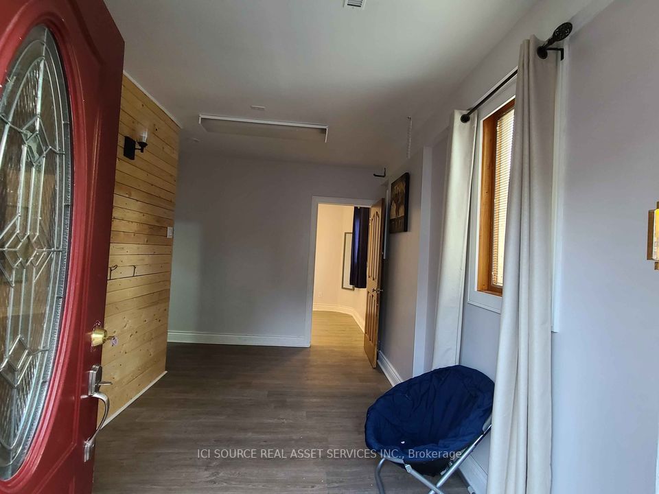136 Cooper St, #B-1