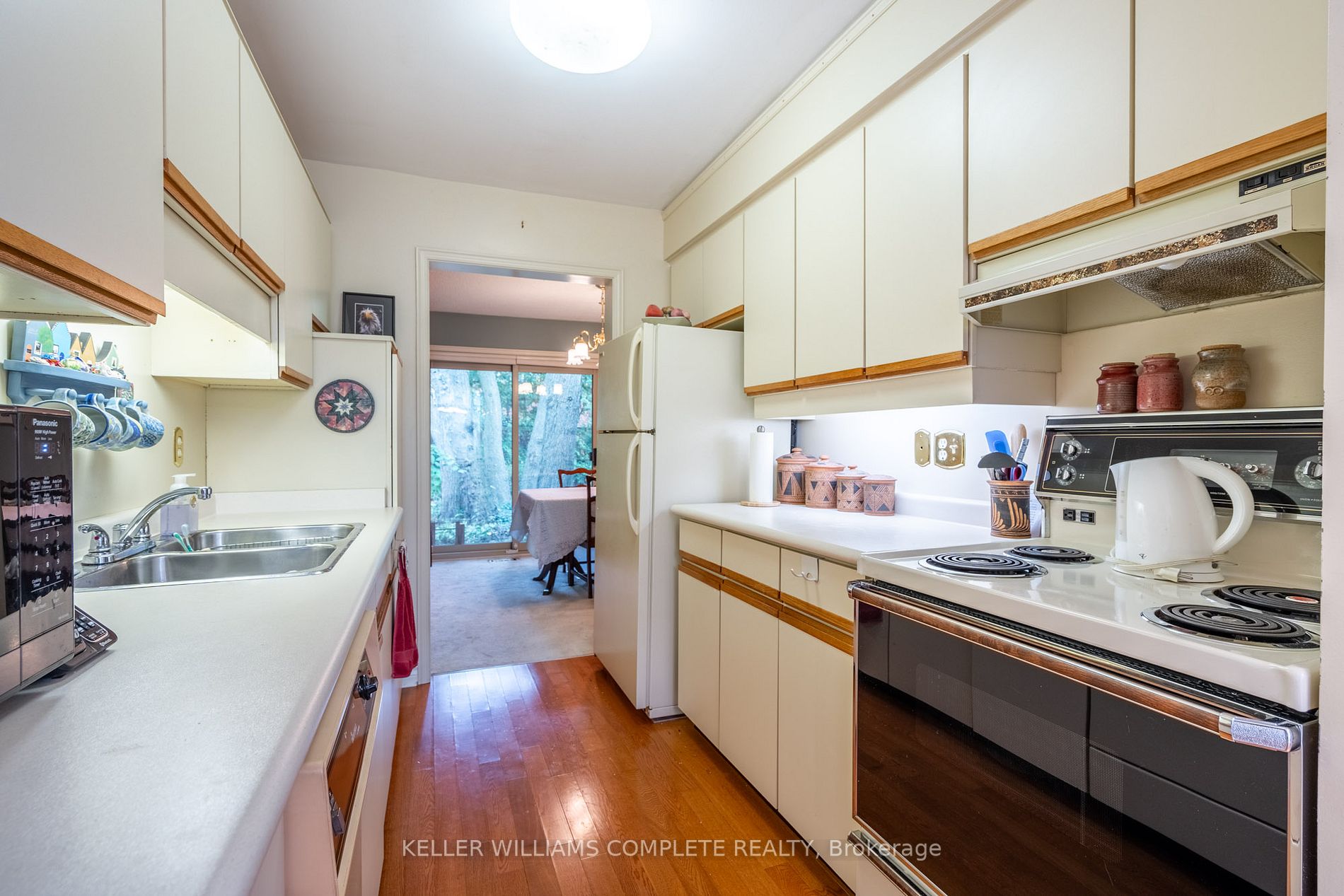 109 Wilson St W, #6