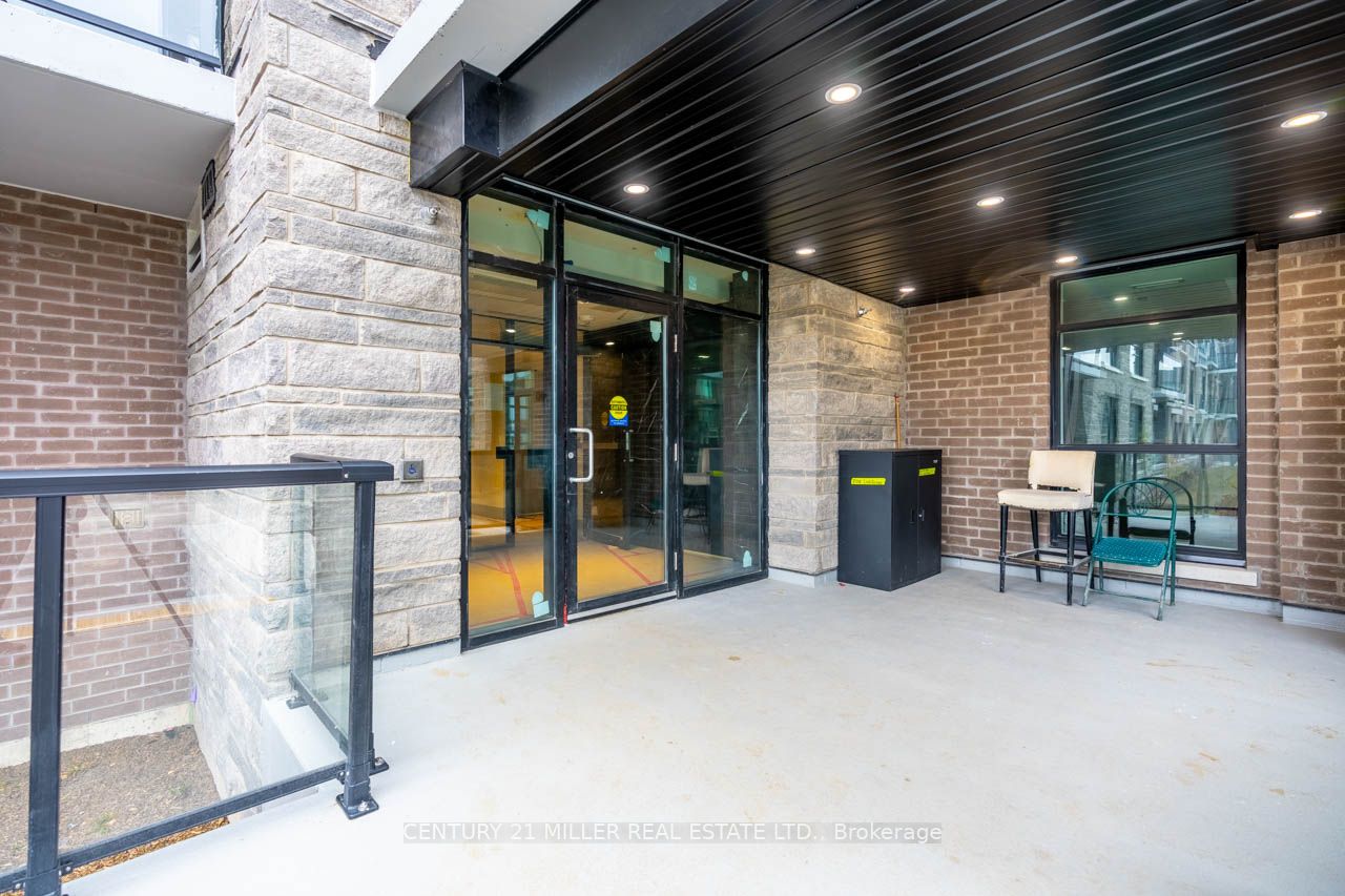 600 North Service Rd, #512
