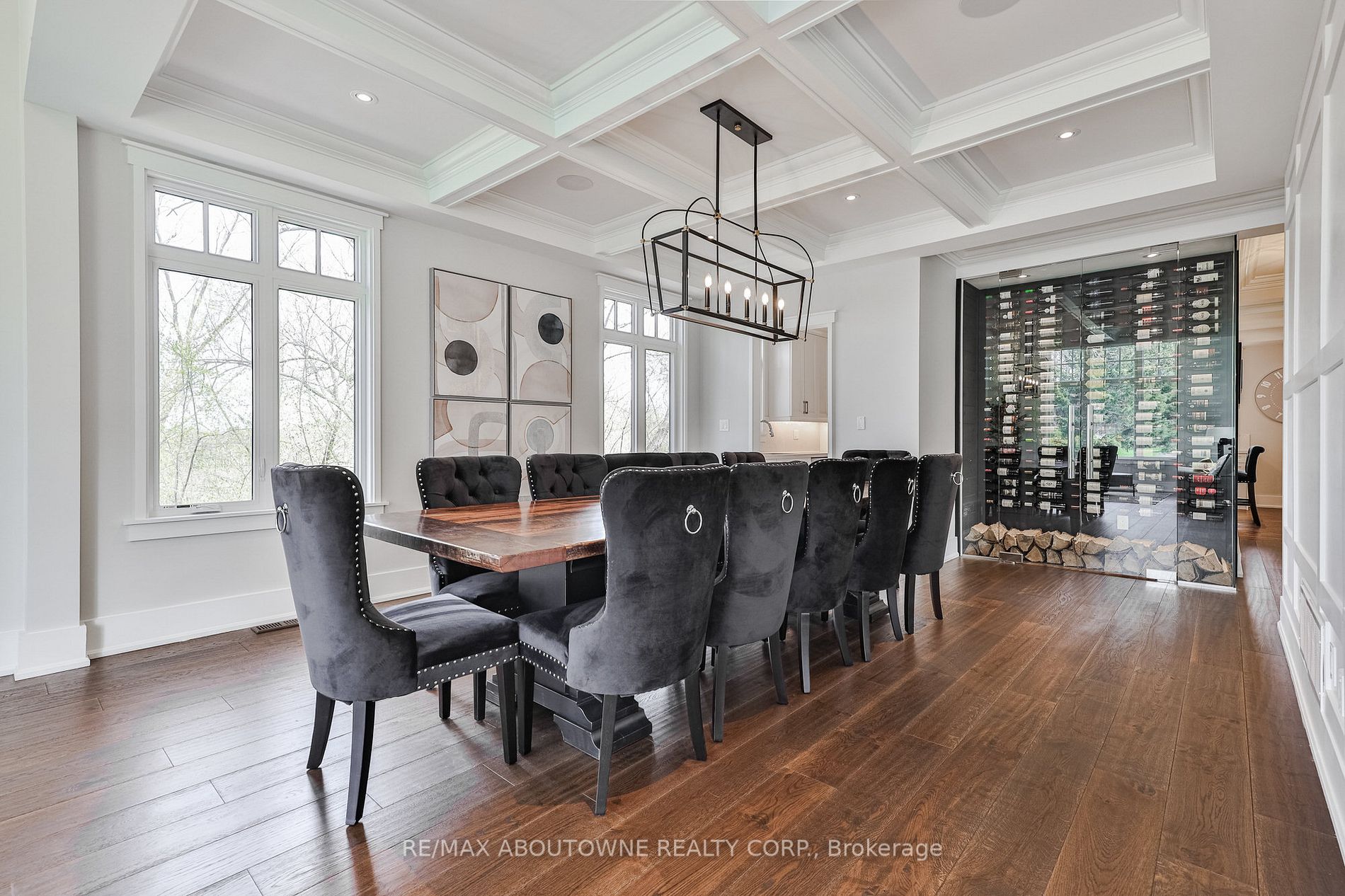 51 Central Dr