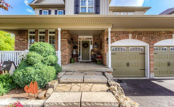 84 Woodfield St