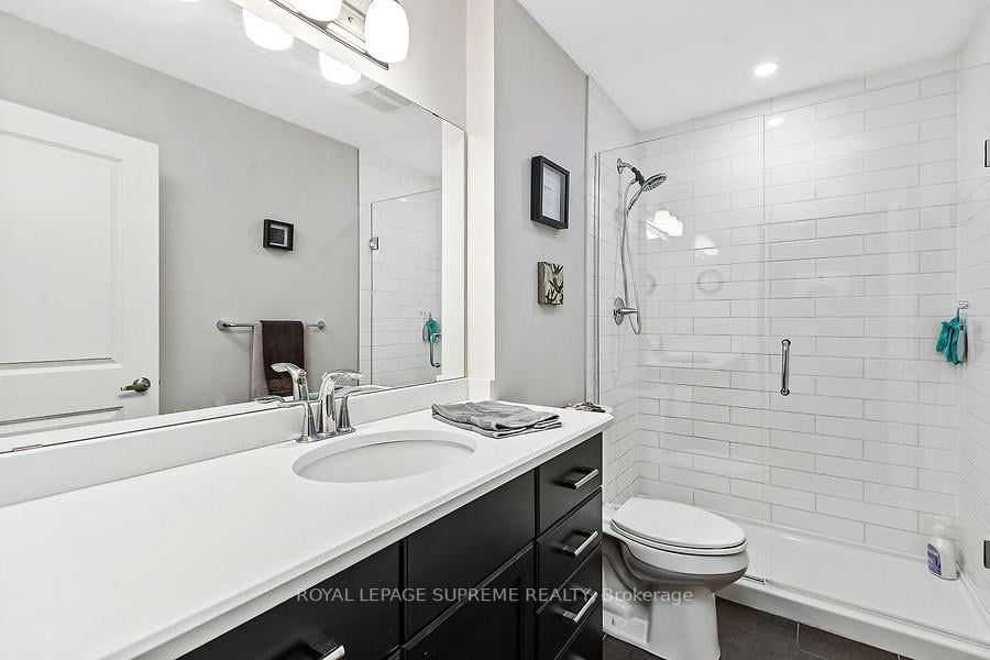 150 Wellington St E, #509