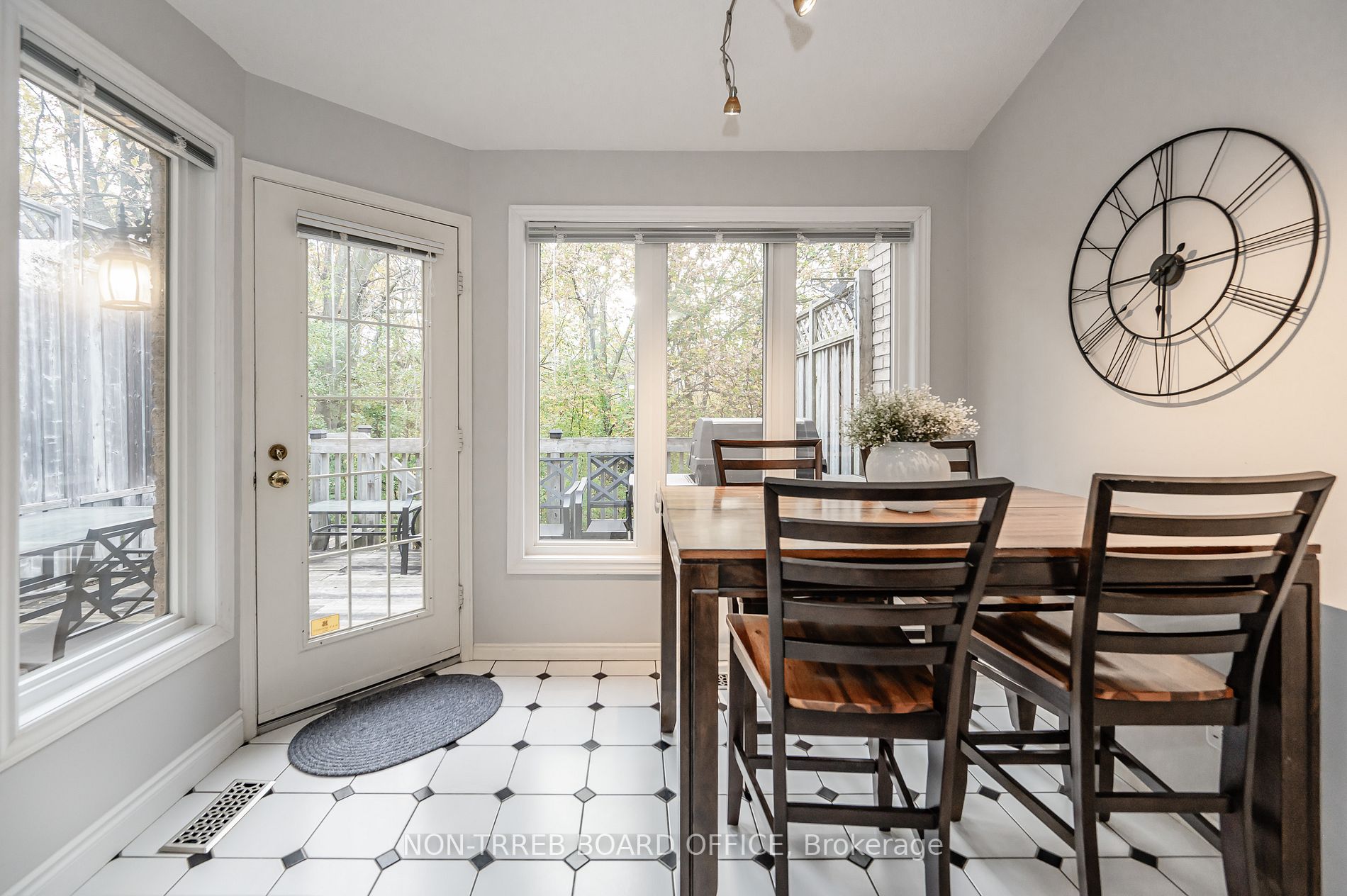 225 Benjamin Rd, #15