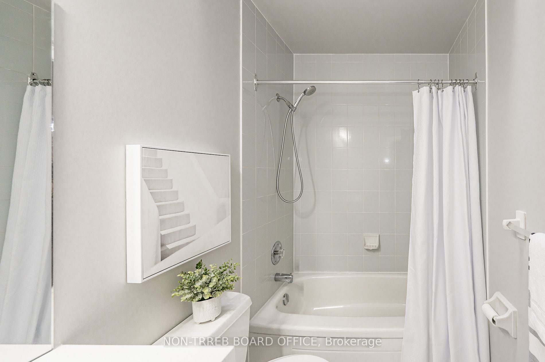 225 Benjamin Rd, #15