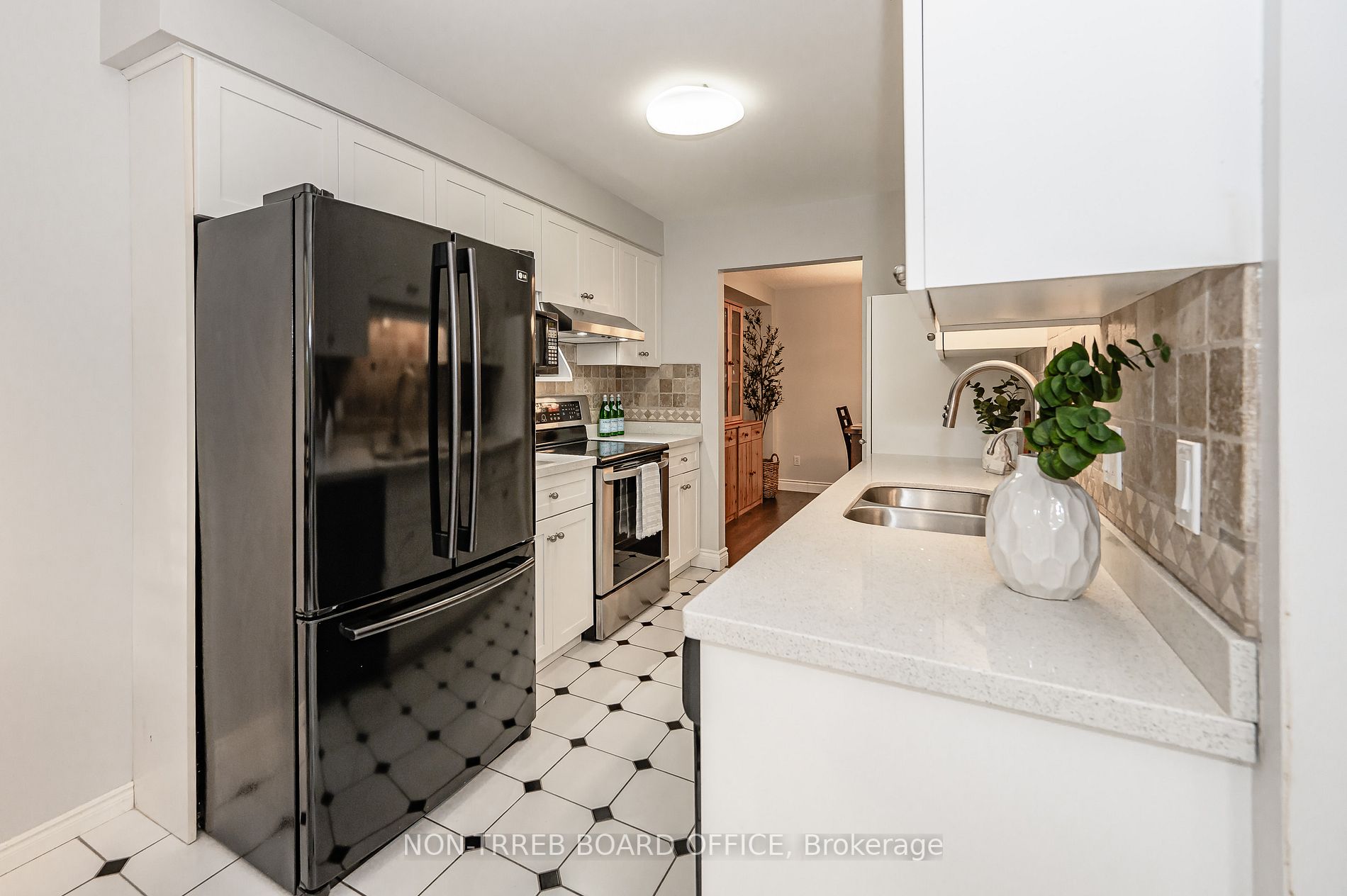 225 Benjamin Rd, #15