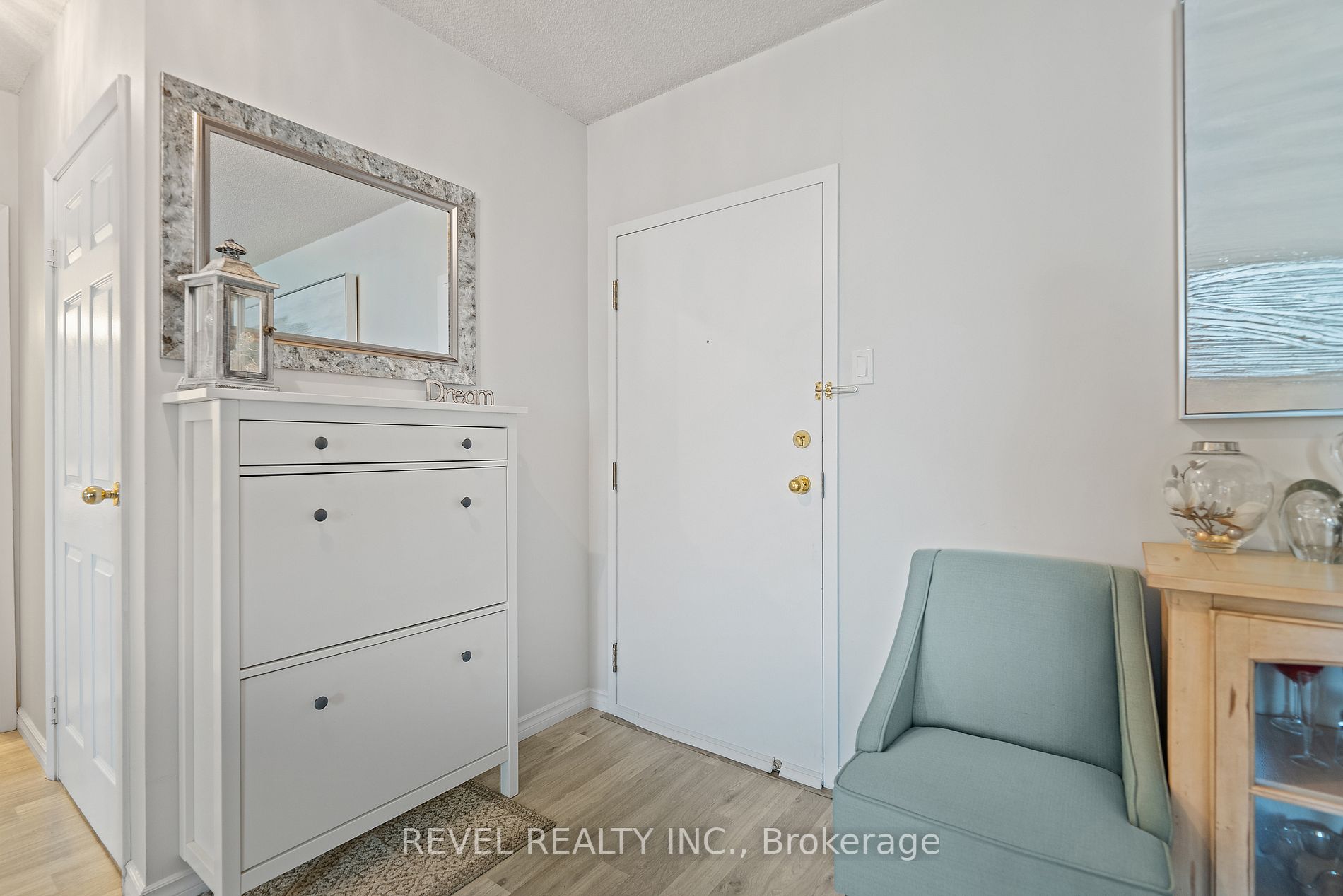 9 Bonheur Crt, #912