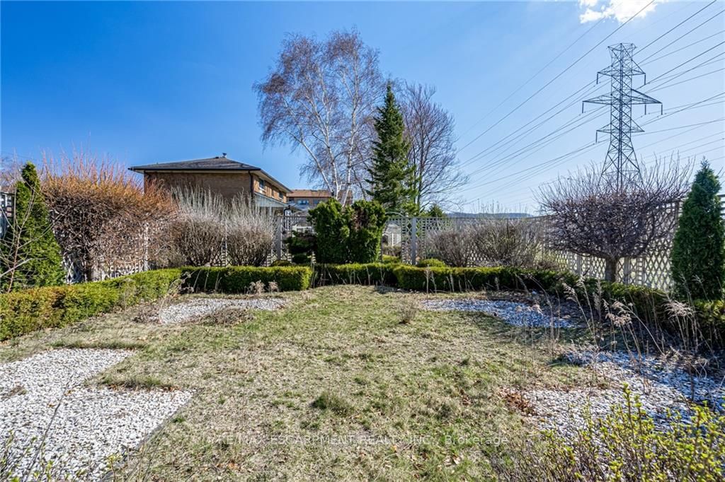 23A West Park Ave