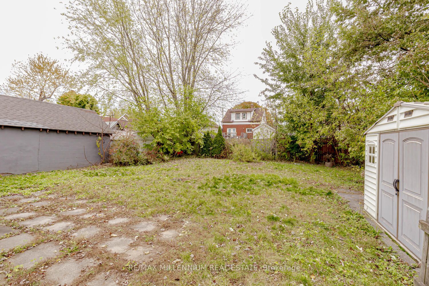 6413 Barker St S