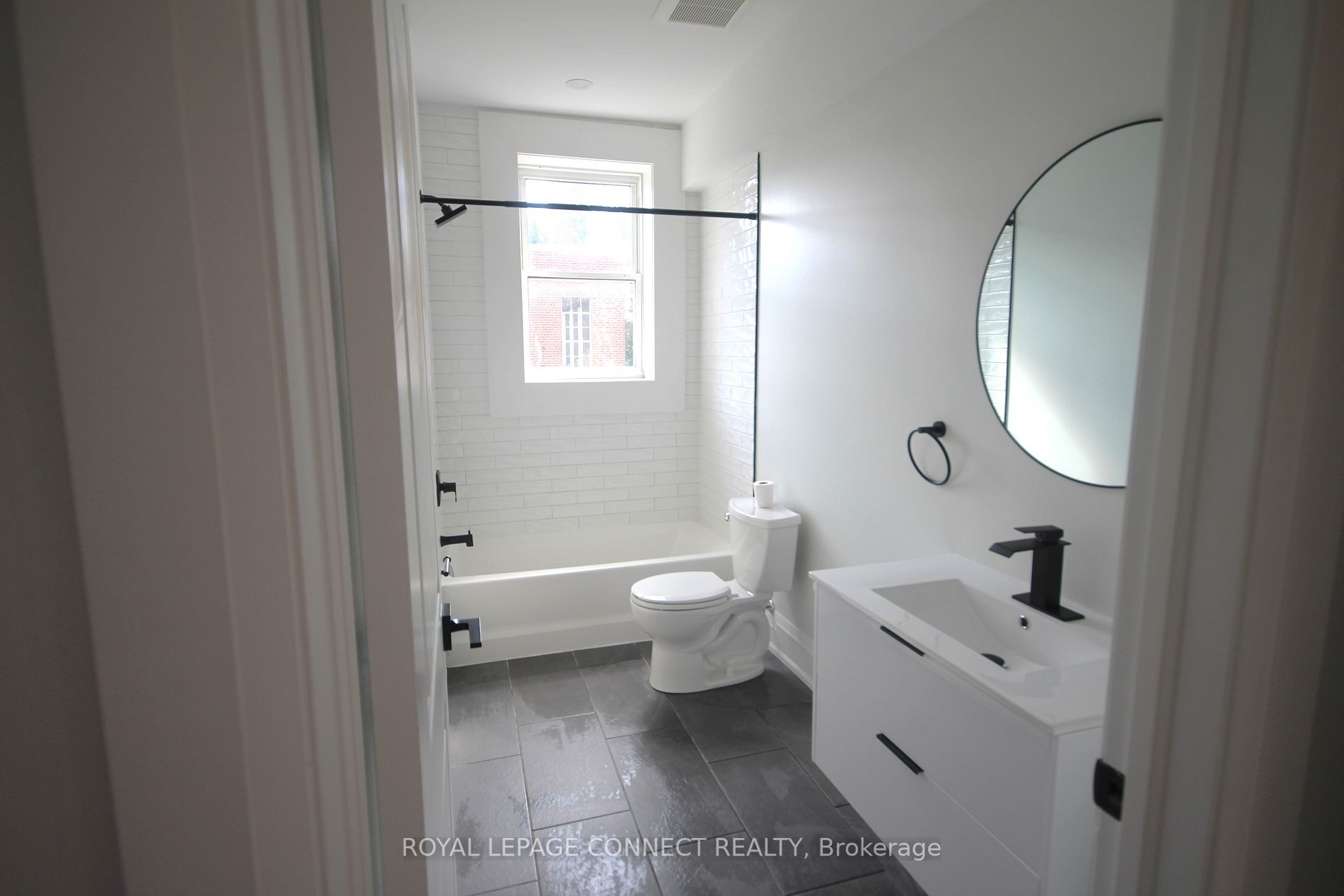 55 Cayuga St