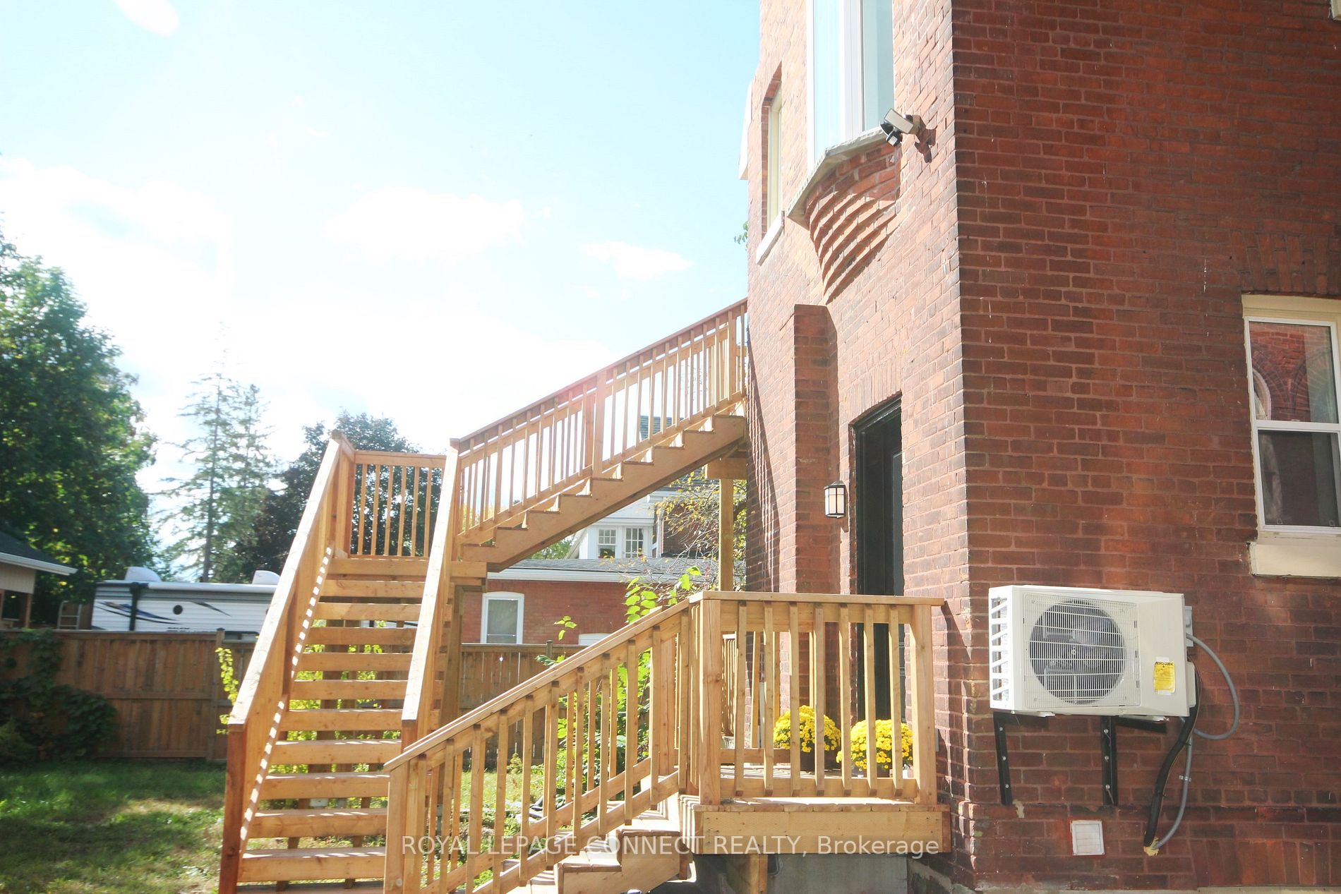 55 Cayuga St