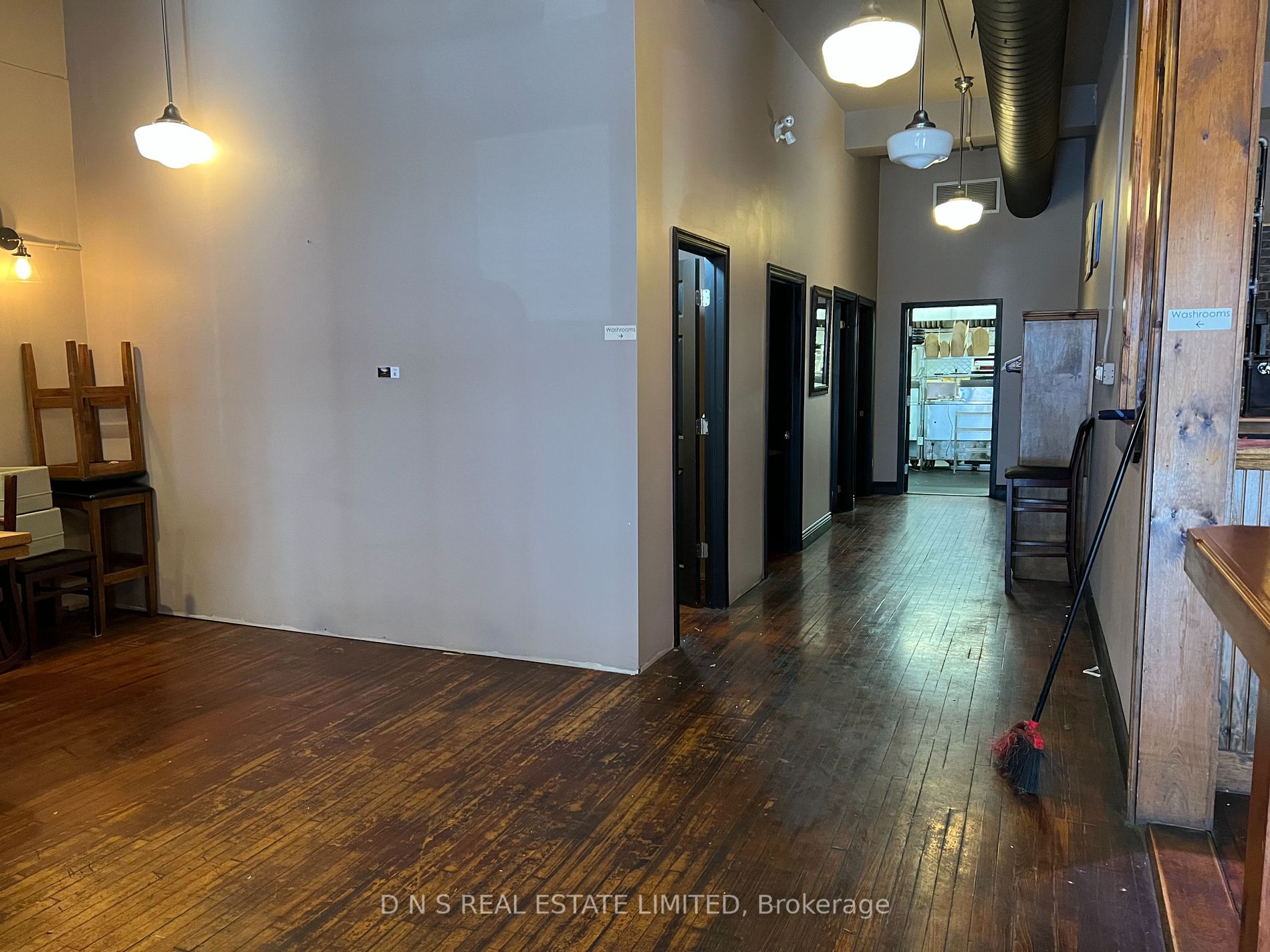 182-184 Charlotte St