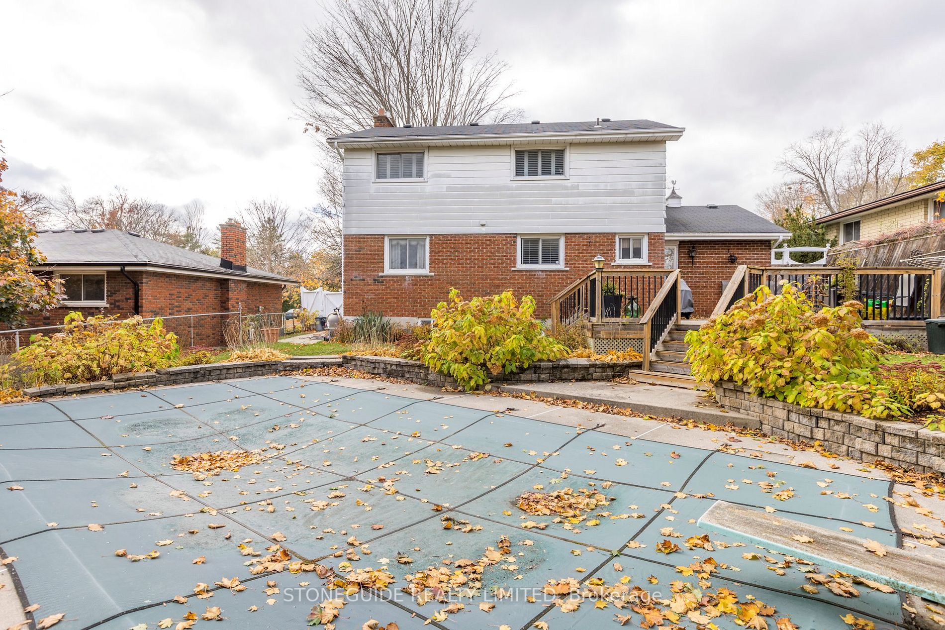 1322 Amundsen Ave
