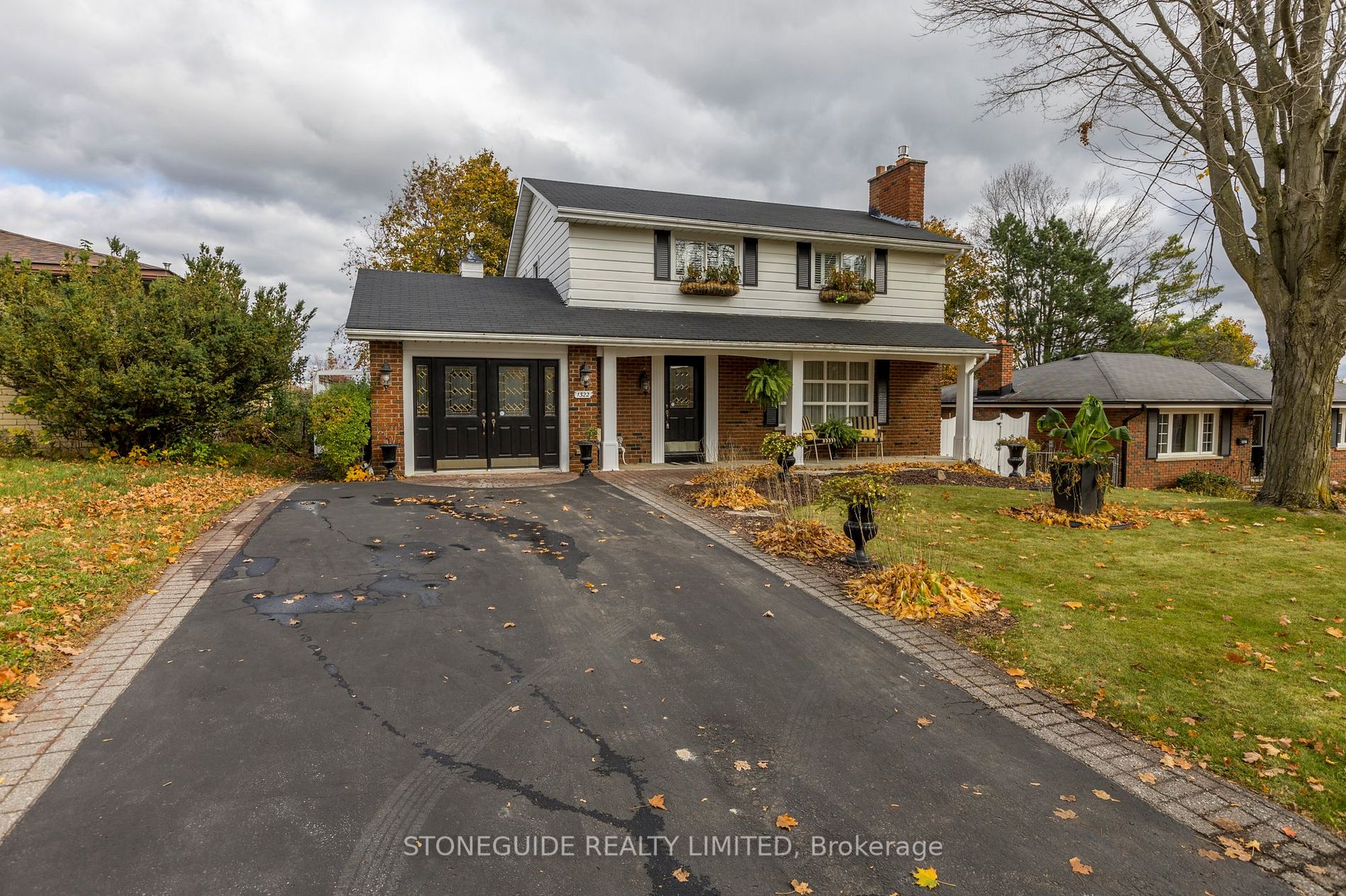 1322 Amundsen Ave