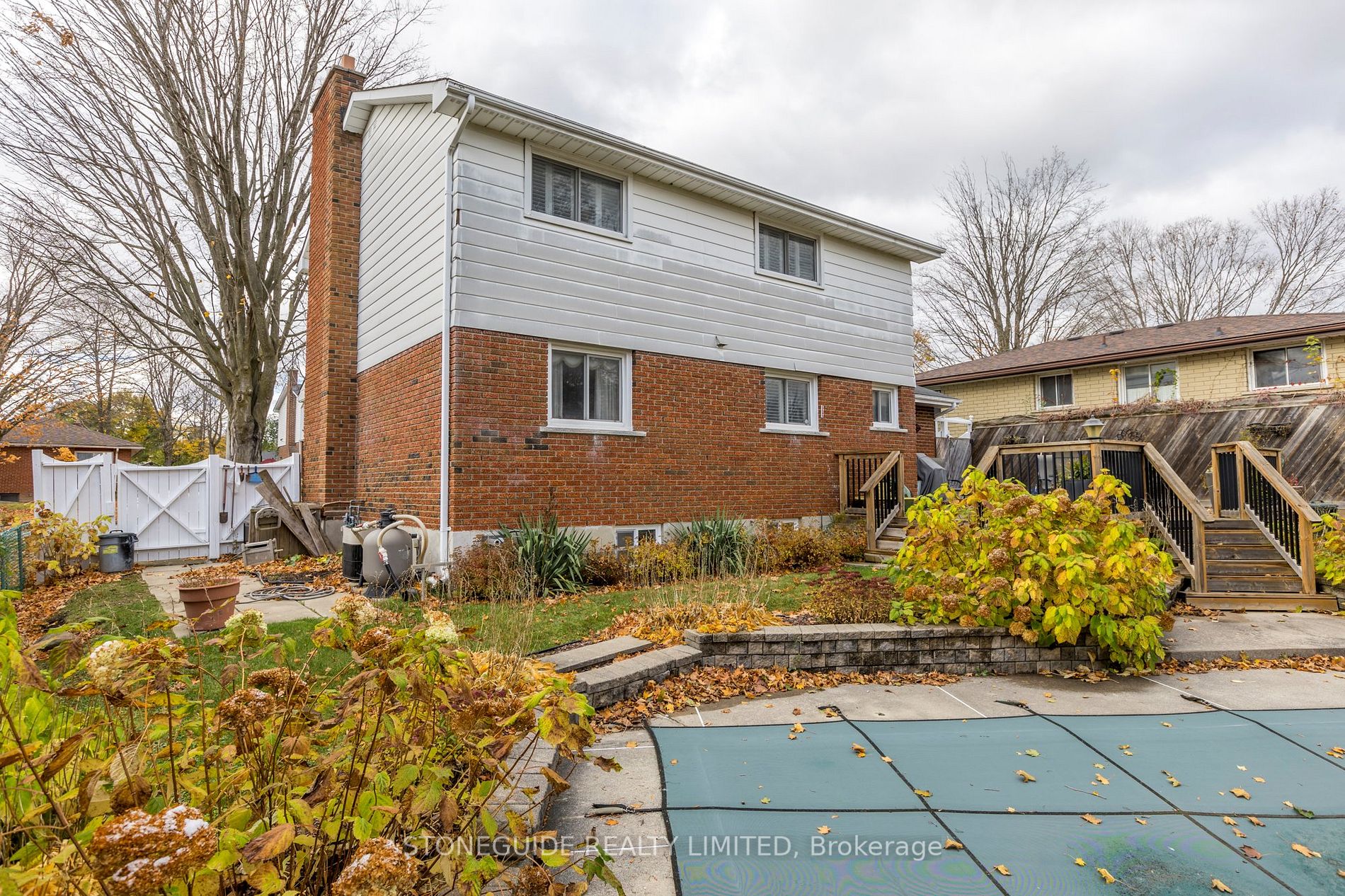1322 Amundsen Ave