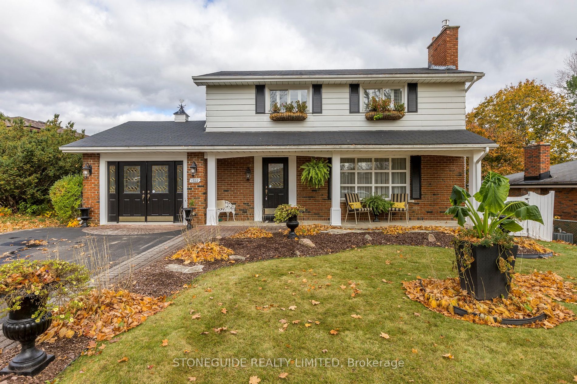 1322 Amundsen Ave