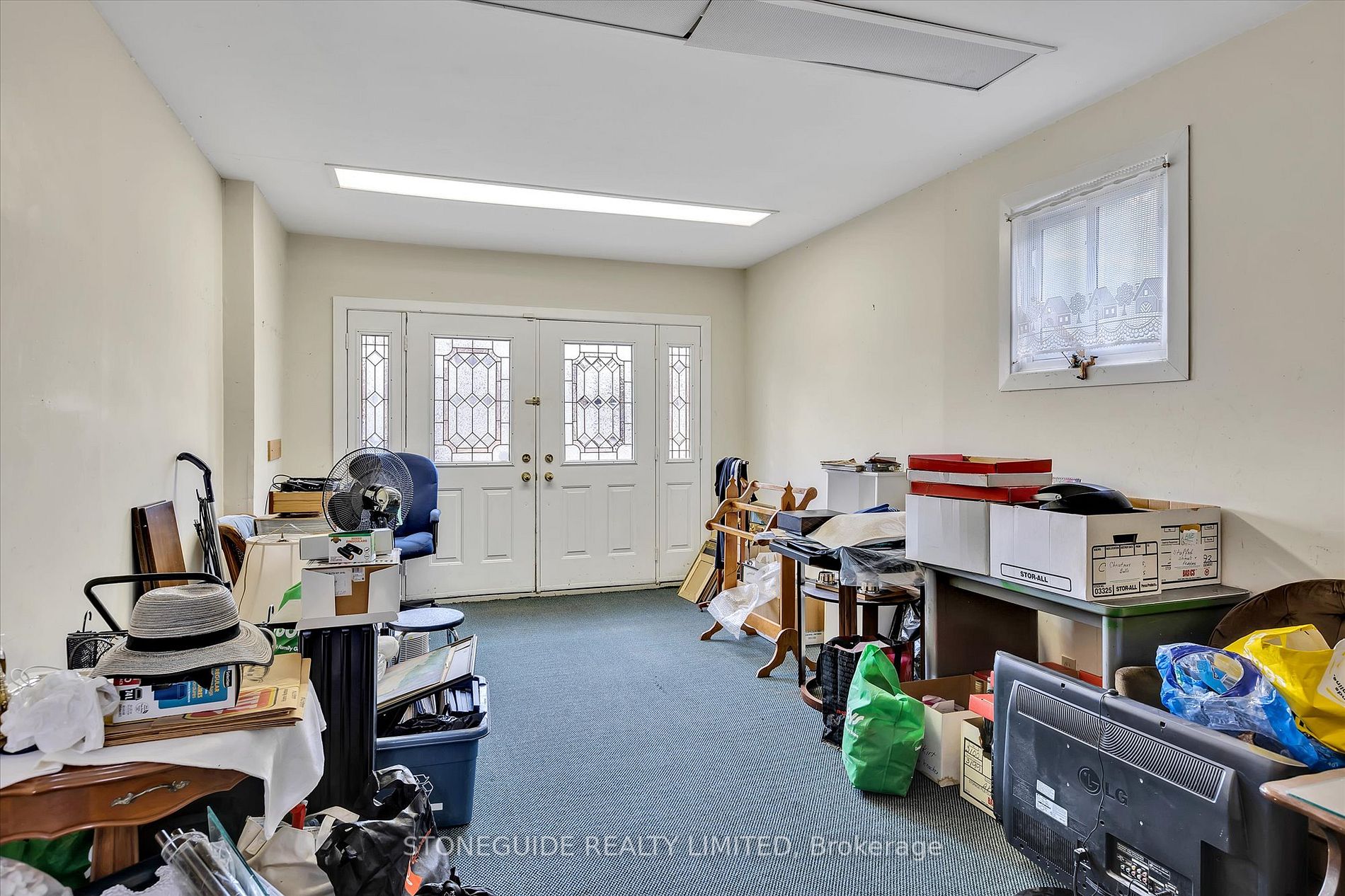 1322 Amundsen Ave